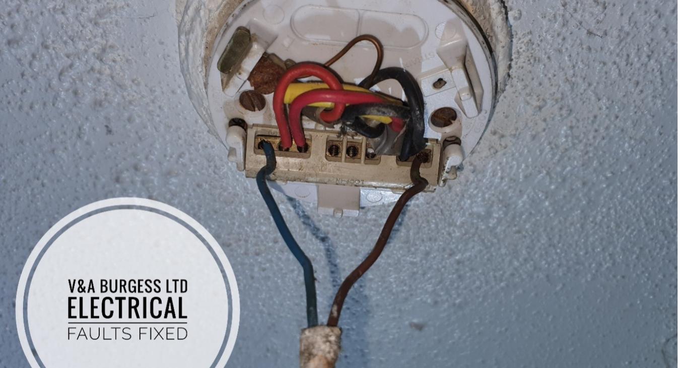 Broken Light Electrical Faults Fixed